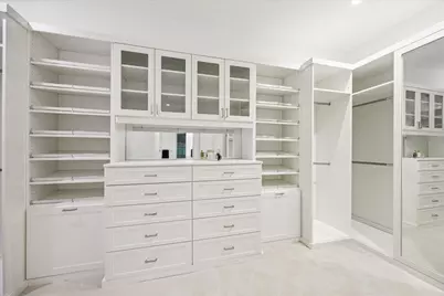 4521 San Felipe Street #2304, Houston, TX 77027 - Photo 17