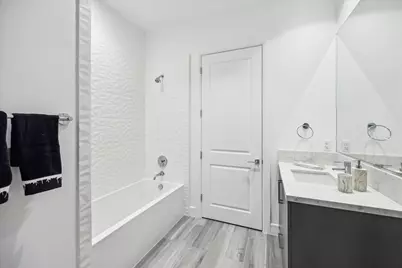 4521 San Felipe Street #2304, Houston, TX 77027 - Photo 25