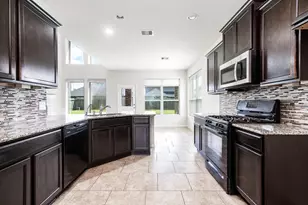 9619 Sumter Ct, Rosenberg, TX 77469 - Photo 11