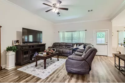 418 Pebble Drive, Dayton, TX 77535 - Photo 7