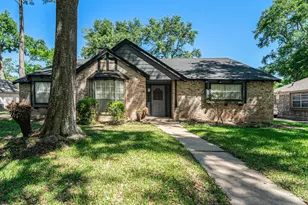 1003 Pear Tree Ln, Houston, TX 77073 - Photo 1