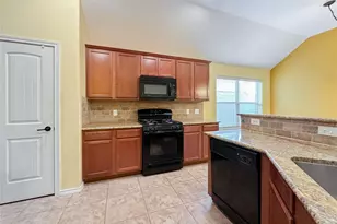 8635 Sweet Pasture Dr, Tomball, TX 77375 - Photo 7