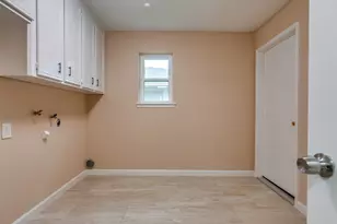 1418 Barrowgate Dr, Sugar Land, TX 77498 - Photo 23
