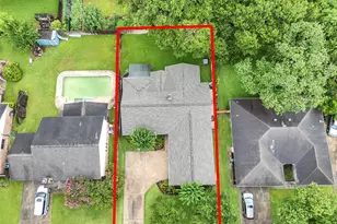 1418 Barrowgate Dr, Sugar Land, TX 77498 - Photo 27
