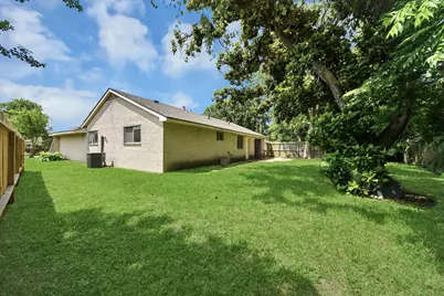 4710 Lotus Street, Houston, TX 77045 - Photo 37
