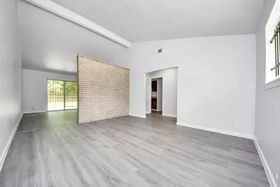 4710 Lotus Street, Houston, TX 77045 - Photo 15