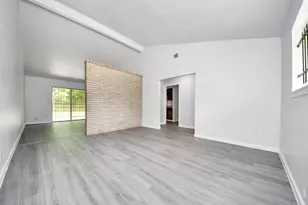 4710 Lotus St, Houston, TX 77045 - Photo 15