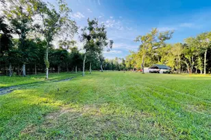 416 County Rd 28, Angleton, TX 77515 - Photo 19