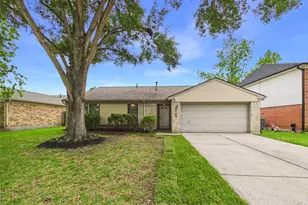 2709 Merrimac Dr, League City, TX 77573 - Photo 3