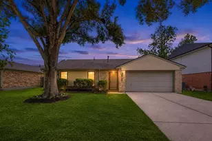 2709 Merrimac Dr, League City, TX 77573 - Photo 1