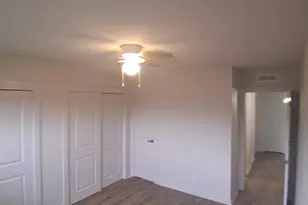 8906 Ilona Ln, Houston, TX 77025 - Photo 11