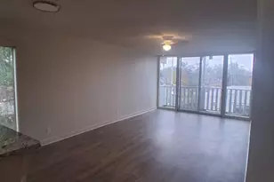 8906 Ilona Ln, Houston, TX 77025 - Photo 5