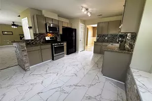 6903 Renata Cir, Houston, TX 77084 - Photo 13