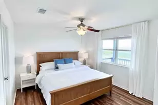 1426 Bluewater Hwy, Surfside Beach, TX 77541 - Photo 11