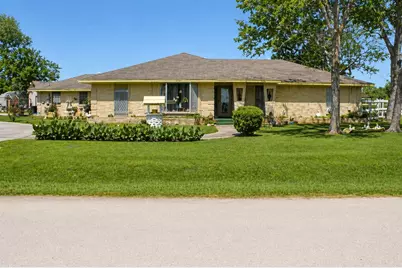 206 Riverside Street, Highlands, TX 77562 - Photo 3