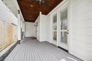 934 Nicholson St, Houston, TX 77008 - Photo 3