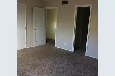11002 Hammerly Boulevard #105, Houston, TX 77043 - Photo 3