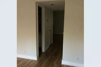 11002 Hammerly Boulevard #105, Houston, TX 77043 - Photo 7
