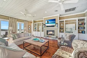 2910 11 Mile Rd, Galveston, TX 77554 - Photo 11