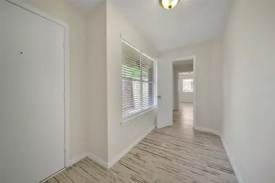 10904 Birch Drive, La Porte, TX 77571 - Photo 7