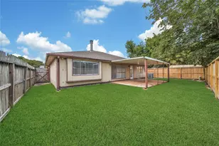 10904 Birch Dr, La Porte, TX 77571 - Photo 35