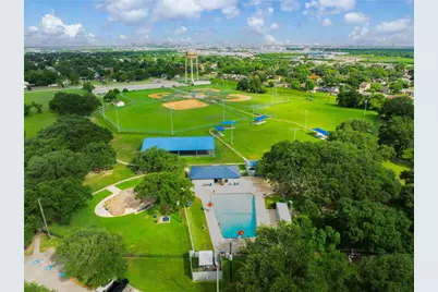 10904 Birch Drive, La Porte, TX 77571 - Photo 45