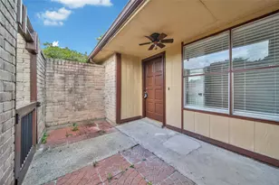 10904 Birch Dr, La Porte, TX 77571 - Photo 7