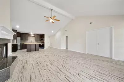 10904 Birch Drive, La Porte, TX 77571 - Photo 15