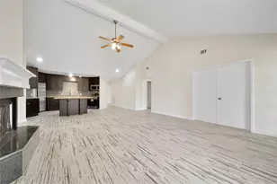 10904 Birch Dr, La Porte, TX 77571 - Photo 15