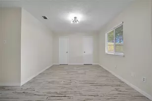 10904 Birch Dr, La Porte, TX 77571 - Photo 23