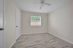 10904 Birch Dr, La Porte, TX 77571 - Photo 25