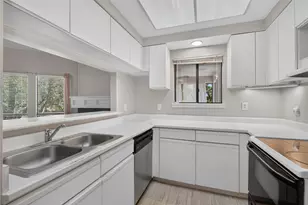 4144 Greystone Way, Sugar Land, TX 77479 - Photo 11