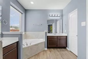 28619 Riverside Crest Ln, Huffman, TX 77336 - Photo 23