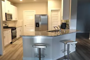 10854 Bodie Hls Dr, Rosharon, TX 77583 - Photo 3