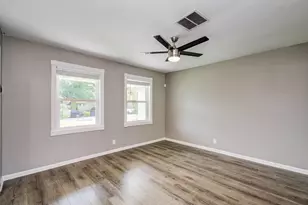 9410 Highmeadow Dr, Houston, TX 77063 - Photo 9