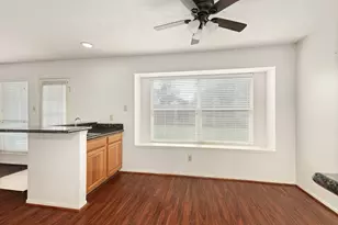 3118 Kempwood Dr, Sugar Land, TX 77479 - Photo 19