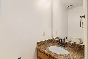 3118 Kempwood Dr, Sugar Land, TX 77479 - Photo 31