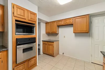 3118 Kempwood Drive, Sugar Land, TX 77479 - Photo 23