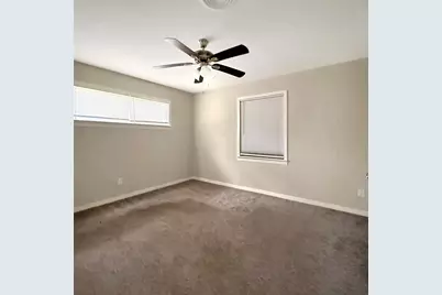 819 W Kyle Road, Clute, TX 77531 - Photo 19
