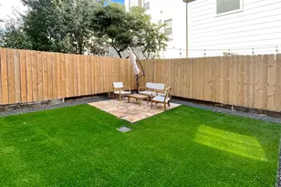 5220 Lillian St, Houston, TX 77007 - Photo 33