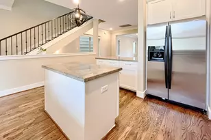 5220 Lillian St, Houston, TX 77007 - Photo 13