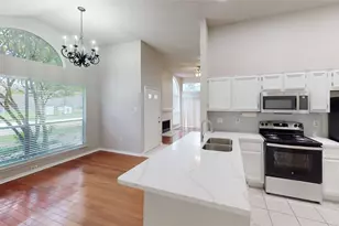 3303 Golden Trails Dr, Houston, TX 77345 - Photo 5
