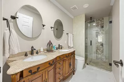 926 S Utah Street, La Porte, TX 77571 - Photo 9