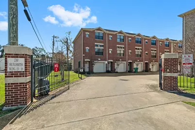 2710 Hullsmith Drive #1301, Houston, TX 77063 - Photo 3