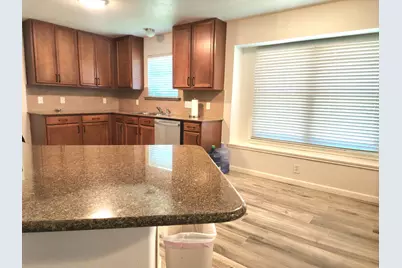 11742 Fortune Park Drive, Houston, TX 77047 - Photo 7