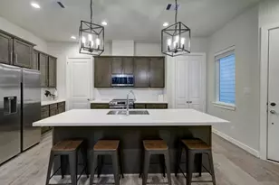 2214 Roozy Lk Ln, Houston, TX 77055 - Photo 5