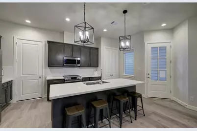 2214 Roozy Lake Lane, Houston, TX 77055 - Photo 9