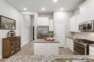 24511 Songlark Bend Dr, Tomball, TX 77375 - Photo 9
