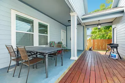 1418 Avenue M 1/2, Galveston, TX 77550 - Photo 31