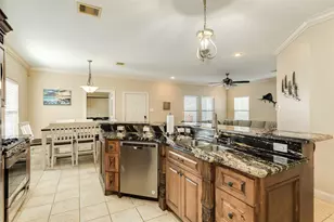 1418 Ave M 1/2, Galveston, TX 77550 - Photo 9